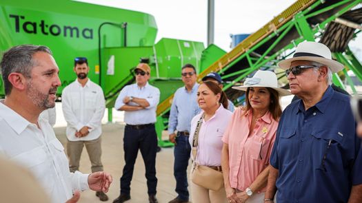 Presidente José Raúl Mulino recorre moderno complejo lechero en Coclé. Presidente José Raúl Mulino recorre moderno complejo lechero en Coclé.