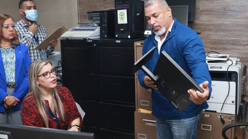 Fiscalía Anticorrupción realiza una inspección ocular en la Junta Comunal de San Francisco