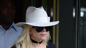 Lady Gaga sigue enamorada de Taylor Kinney