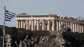 Standard and Poors mejora nota de crédito de Grecia