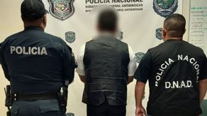 Sorprenden a hombre con $40 mil dólares adherido a su cuerpo
