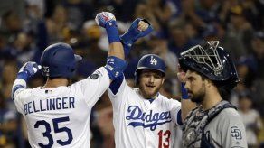Bellinger y Pederson guían a Dodgers en triunfo sobre Padres
