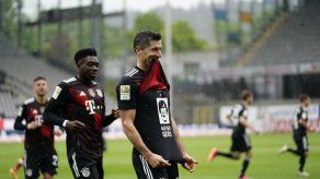 Lewandowski iguala récord de 40 goles en la Bundesliga