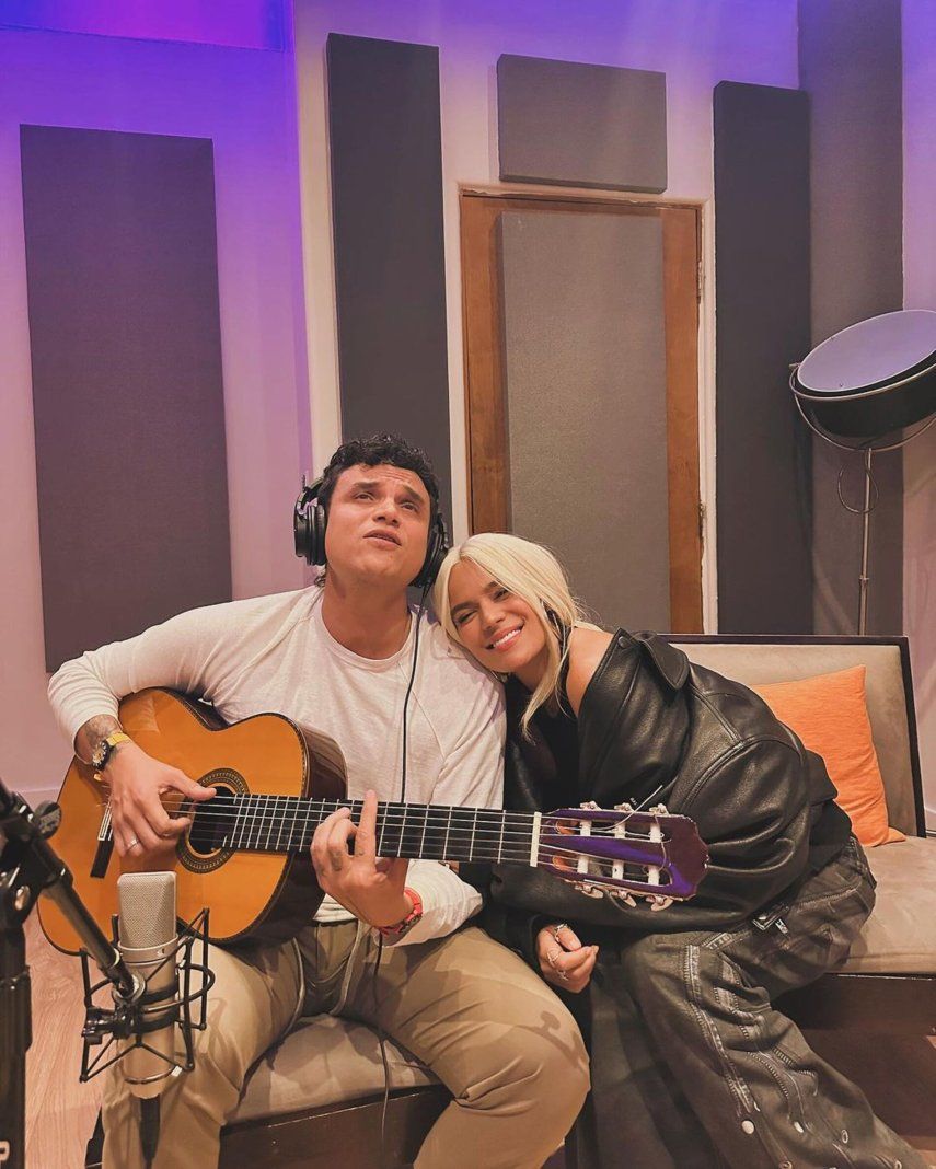 Karol G y Silvestre Dangond unen sus voces para deleitar con un vallenato