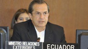 Ecuador acusa a R.Unido de violar Declaración de Derechos con Assange
