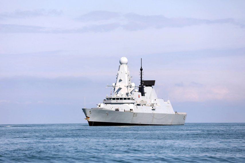 Buque Royal Navy.