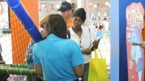 Mitradel detecta menores de edad empacando en centro comercial Mitradel detecta menores de edad empacando en centro comercial