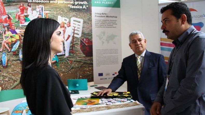 IntegrArte presentó en Bruselas la primera marca penitenciaria de Panamá