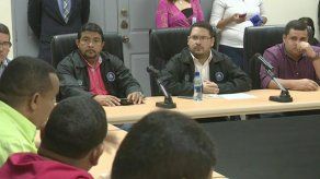 Autoridades y transportistas logran acuerdo tras reunión