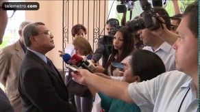 Cuestionado Fiscal Electoral aparece luego de evitar a los medios