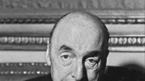 Ordenan exhumar restos de Neruda