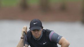 McIlroy se mantiene firme en la primera plaza mundial