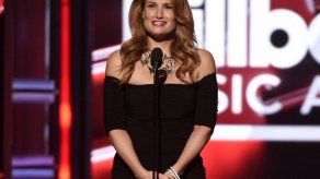 Idina Menzel sale de gira como una estrella pop