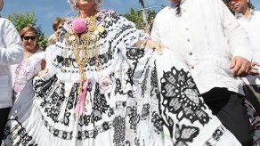 Pregúntenle a ella dijo el Presidente sobre candidatura de su esposa