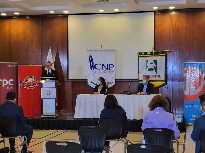 En conferencia de prensa los diferentes gremios periodísticos y medios de comunicación de Panamá manifestaron su postura ante las demandas