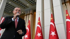 Erdogan justifica uniformes para supuestos golpistas como en Guantánamo
