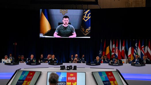Volodimir Zelenski en una intervención por videoconferencia en la cumbre de la OTAN.
