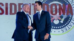 Activista de derecha Charlie Kirk muere tras ser herido de bala en evento en Estados Unidos.&nbsp;