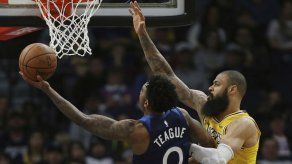 Wiggins y Towns guían a Timberwolves sobre Lakers