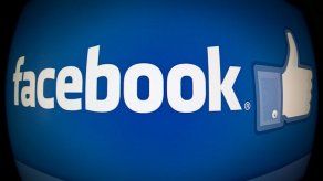 Facebook lidera la carrera en el uso de redes sociales en EEUU