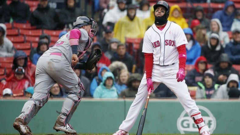 Rays conectan 16 hits al apalear 11-2 a Medias Rojas