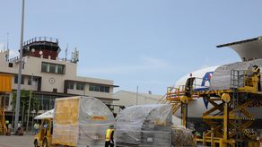 La terminal de carga del Aeropuerto Internacional de Tocumen sirve actualmente, de puerto de importación, exportación y tránsito de mercancías de alto valor.
