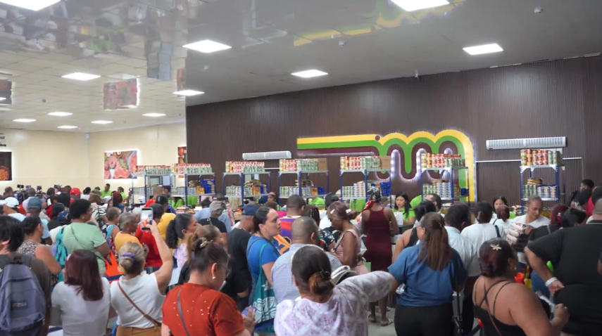 Tienda de Pueblo de Frigo San Antonio.