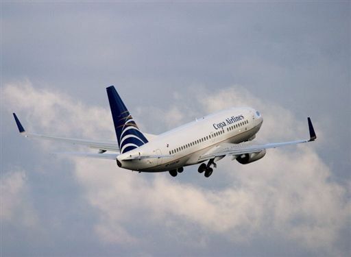 Regresa de emergencia a Bogotá un avión que iba hacia Panamá