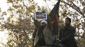 Diplomáticos iraníes parten de Gran Bretaña