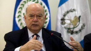 Insulza lamenta muerte de Chávez y pide unidad de los venezolanos