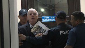 Realizan segunda entrega de firmas de apoyo a libre postulación de Martinelli