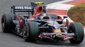 Vettel el mejor en pruebas en su debut con Red Bull