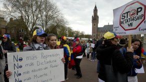 Cuba pide no inmiscuirse en asuntos de Venezuela