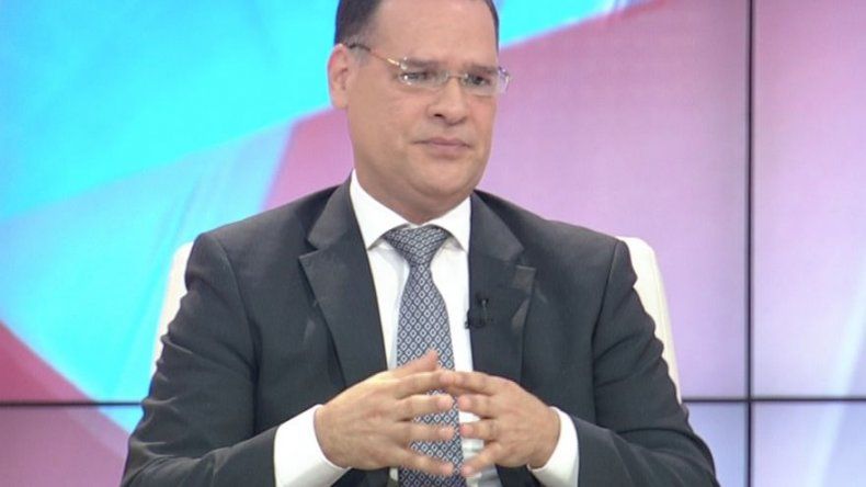 Ley Antiblindaje y situación del PRD aborda diputado González
