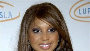 Extirpan tumor benigno a Toni Braxton