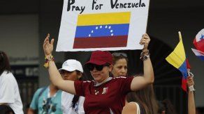 Venezolanos esperan que el Papa apoye nueva era de Guaidó en Venezuela