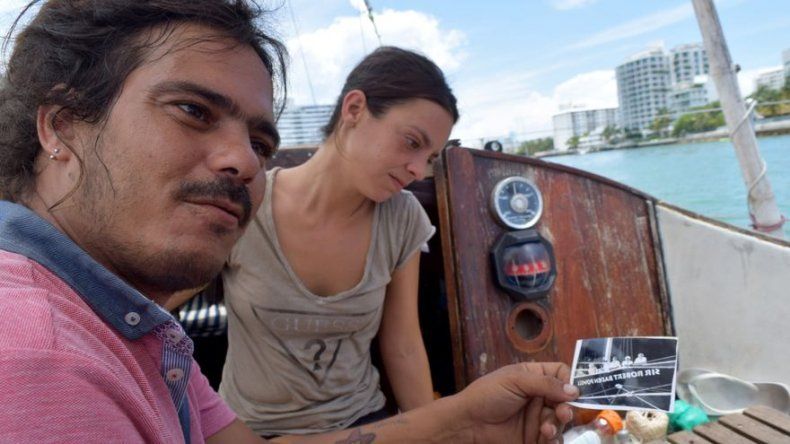 La pareja que cruzó el Atlántico a vela con pasajeros que hacían barcostop