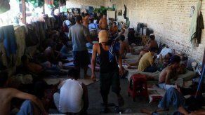 Duelo y júbilo se mezclan por tragedia en cárcel de Honduras