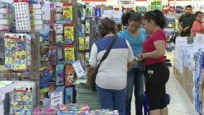 Compras de última hora antes del inicio del año escolar