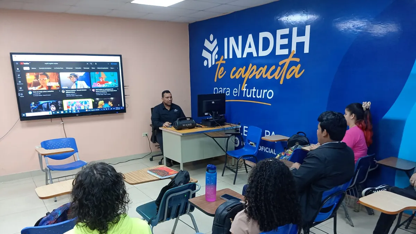INADEH ofrece curso de inglés.&nbsp;