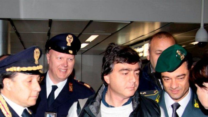 Posponen audiencia de caso Finmeccanica por la ausencia de Lavitola