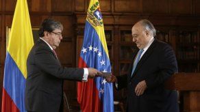 Enviado de Guaidó lleva credenciales a Colombia y agradece apoyo a Venezuela