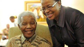 Mandela se recupera satisfactoriamente