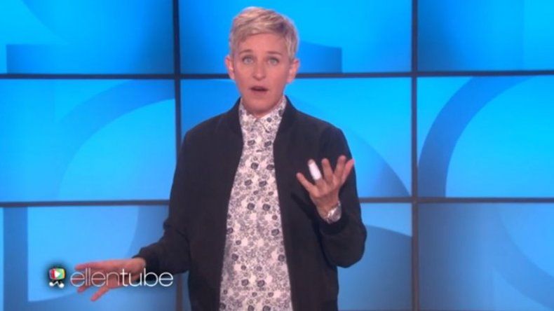 Ellen DeGeneres se disloca un dedo por sus impacientes perros