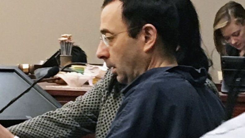 Gimnastas hablan en sentencia de médico violador