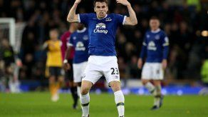 Everton supera a Arsenal con gol a los 86 minutos