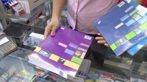 Denuncian irregularidades en la compra de útiles escolares