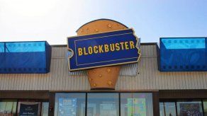 En un rincón de Oregón resiste la última tienda Blockbuster de EE.UU.
