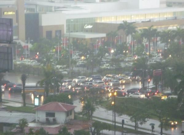 Sinaproc reporta lluvias intermitentes para horas de la tarde