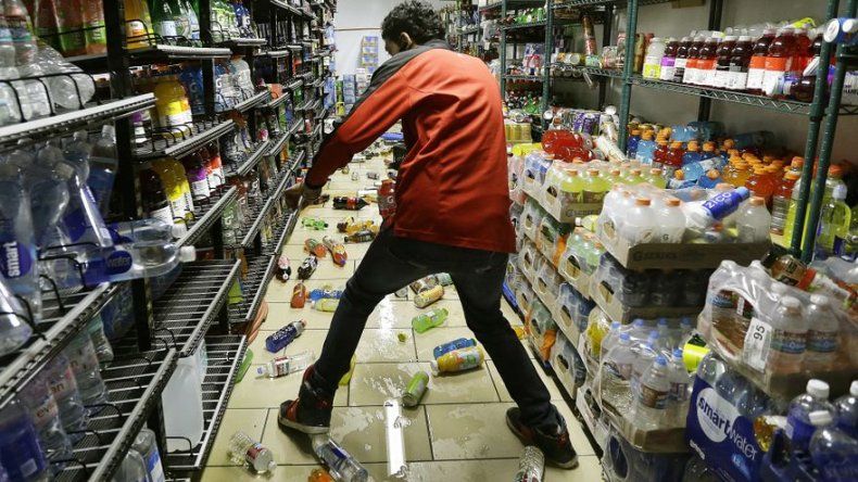 Aumentan a 172 los heridos por mayor sismo en norte de California